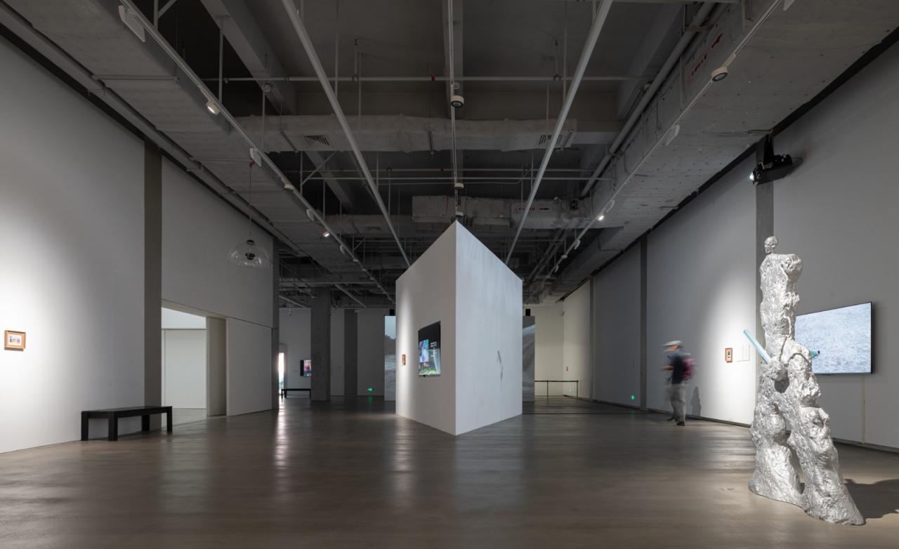 BIM建筑|掀开“白盒子”的美术馆：OCT当代艺术中心-B10馆 / URBANUS都市实践