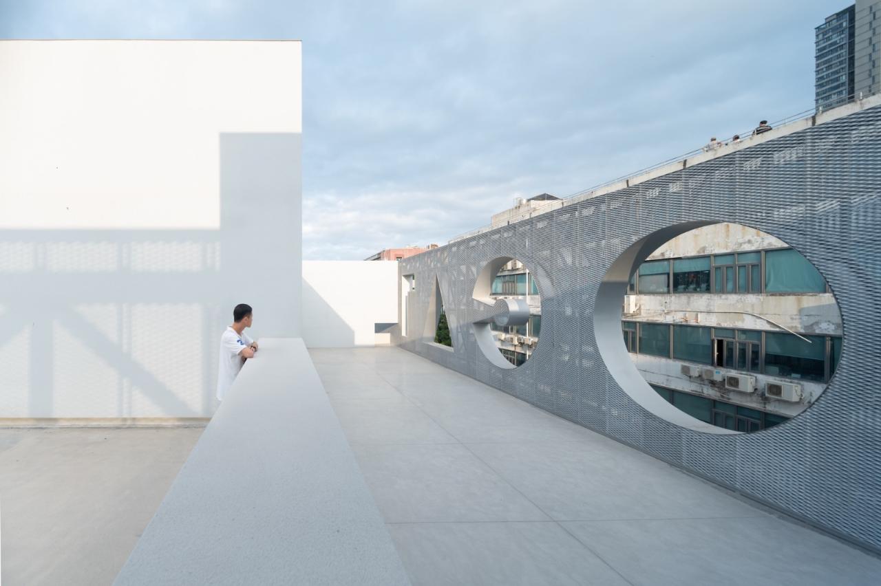 BIM建筑|掀开“白盒子”的美术馆：OCT当代艺术中心-B10馆 / URBANUS都市实践