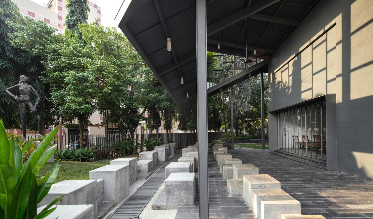 BIM建筑|Arthshila文化中心 – 文化适应及再利用私人基础设施 / Abin Design Studio