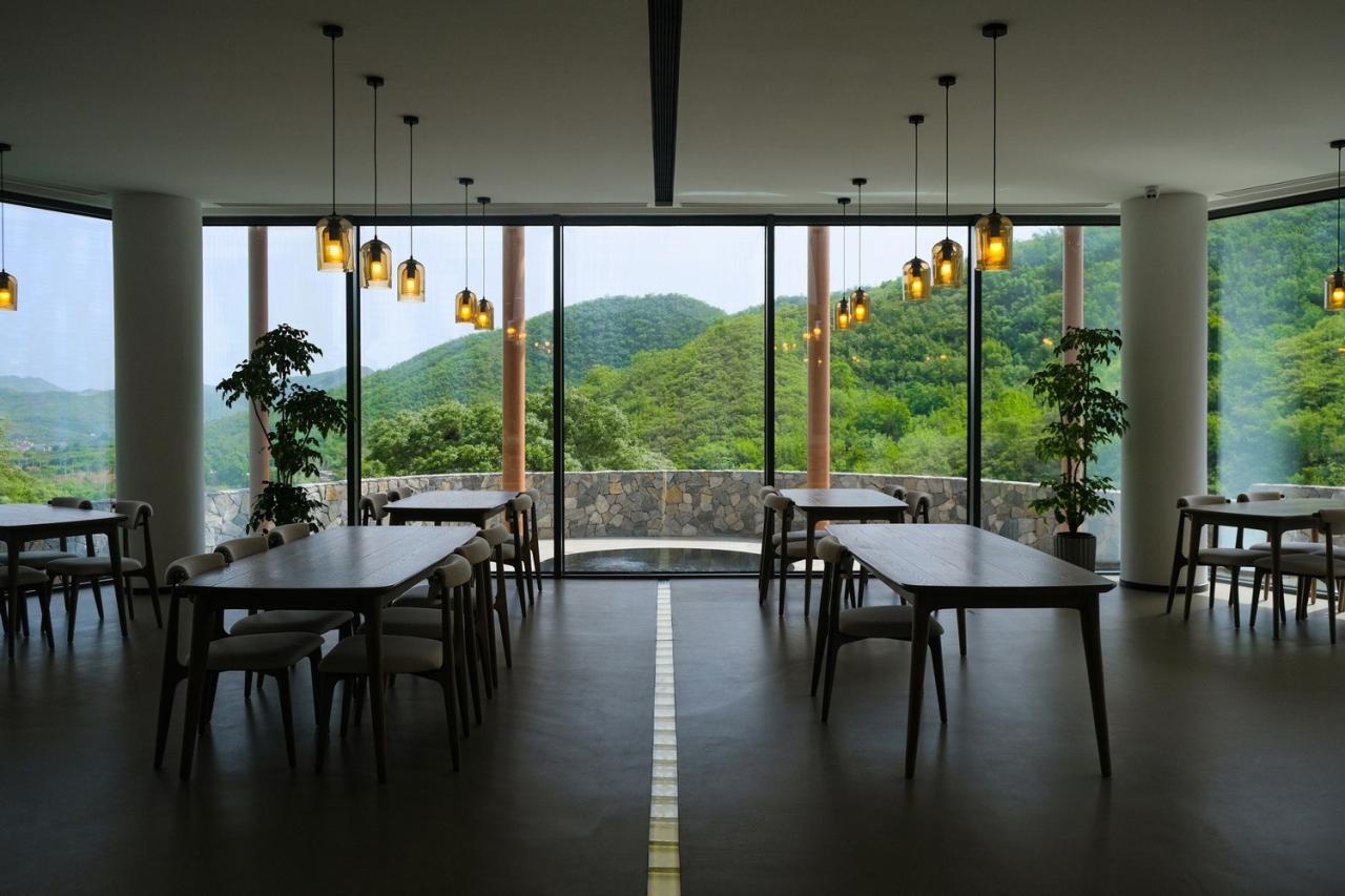 BIM建筑|化作天上的星星, 静美的灵魂栖息地：石家庄安德生命纪念公园·云镜 / 小隐建筑