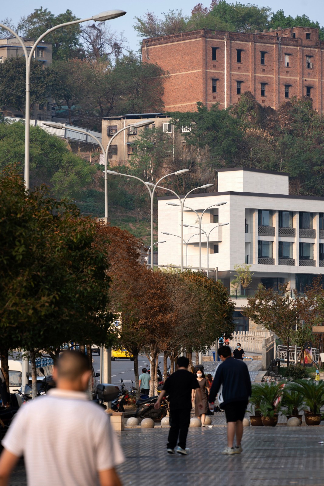 BIM建筑|磁器口服务中心 / 重庆悦集建筑设计