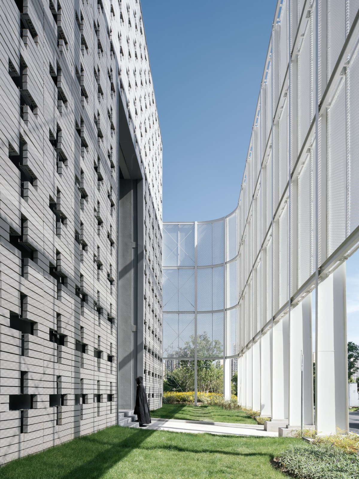 BIM建筑|奉贤齐贤耶稣堂 / Wutopia Lab