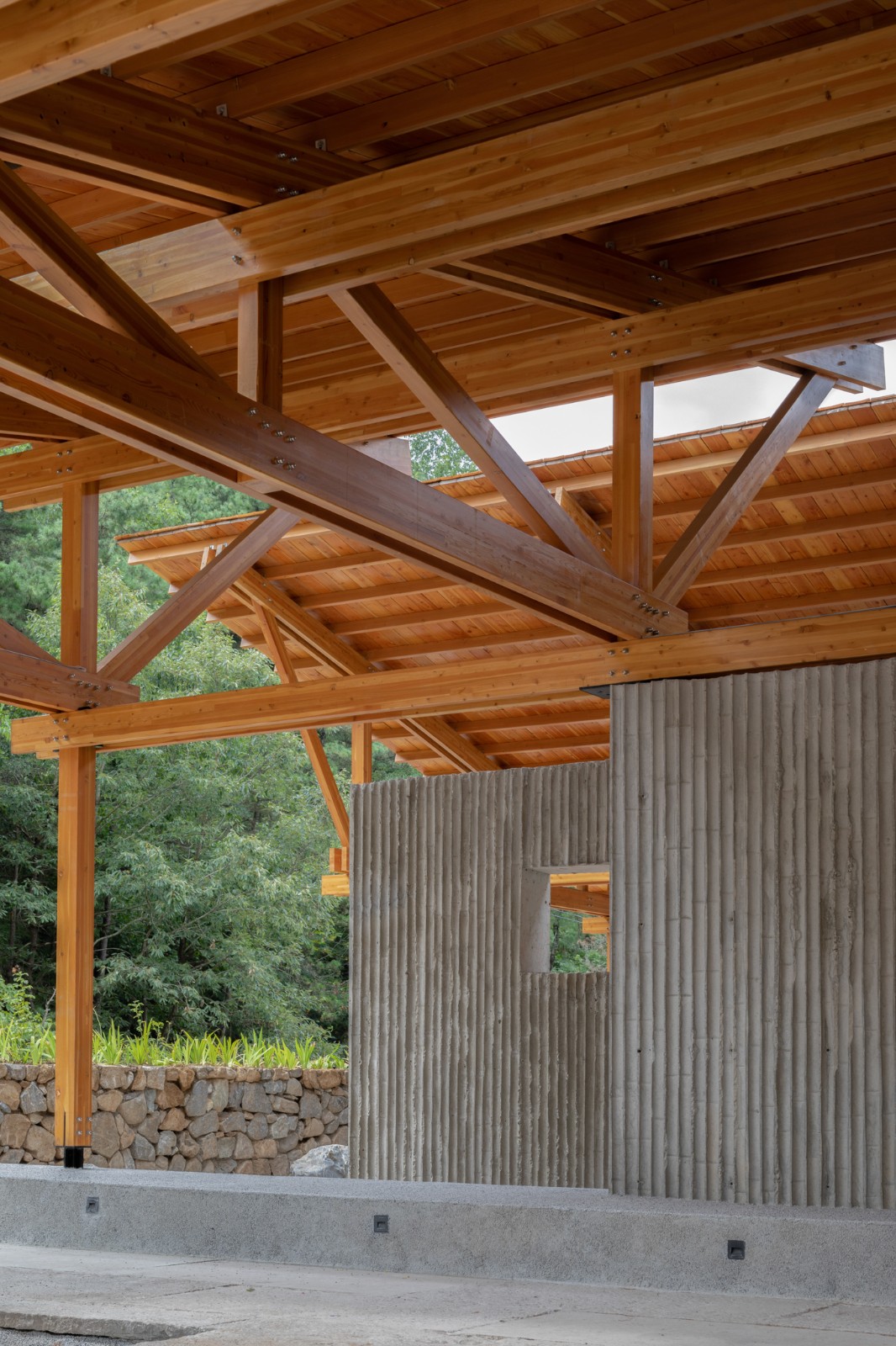 BIM建筑|留坝瓦窑沟多功能服务中心 / 尌林建筑设计事务所