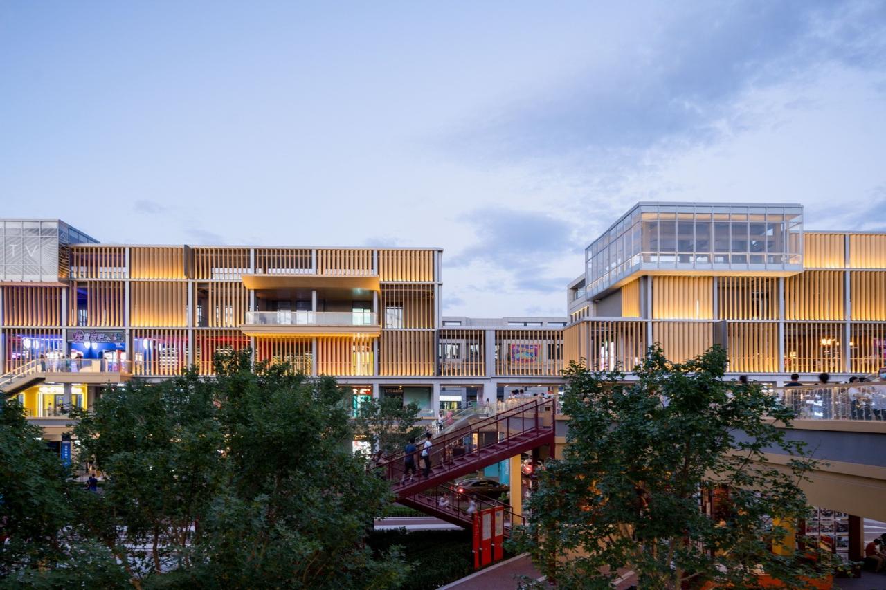 BIM建筑|“空中街巷”唤醒北京“睡城”，首开LONG街城市更新 / ZEN正象设计