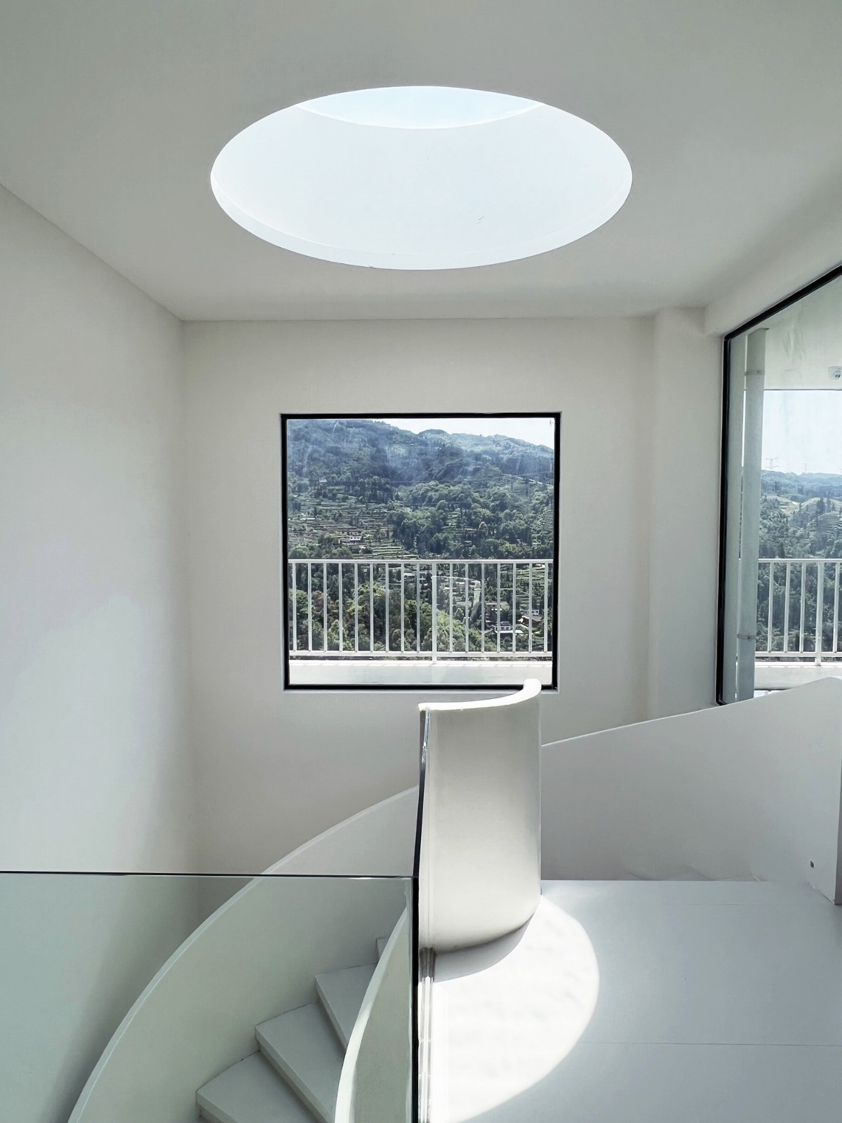 BIM建筑|云台阅野：漂浮在茶田上的民宿 / 岩川建筑设计