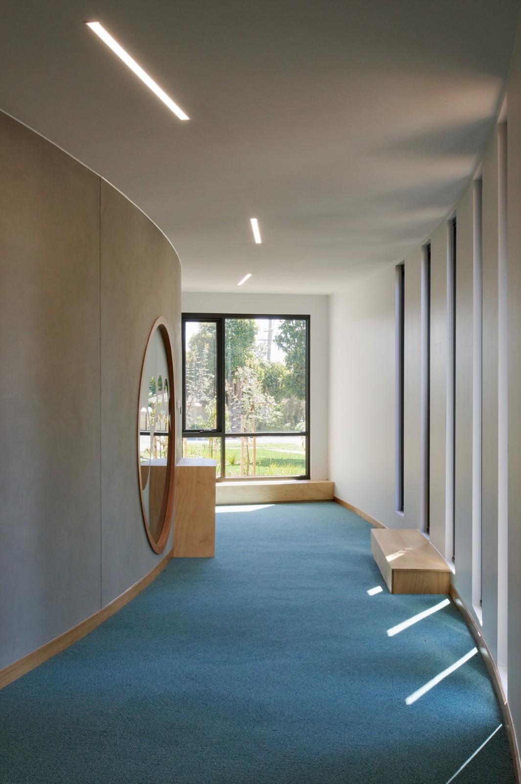 BIM建筑|抱树而建，Wellington 亲子中心 / AOA Christopher Peck