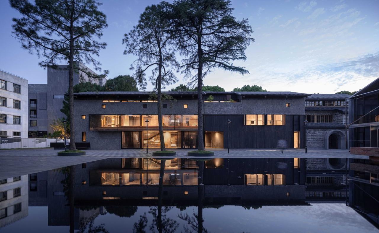 BIM建筑|虚怀若谷，犹如半仓：半仓，上海 / 本哲建筑