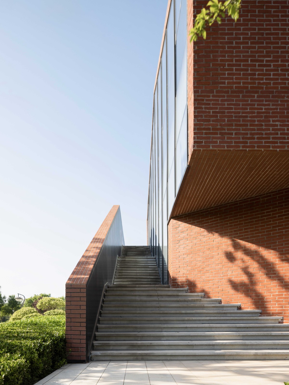 BIM建筑|雕琢乡村璞玉，静待尘尽光生：乡村振兴示范区项目展示中心 / 邹迎晞-袈蓝建筑