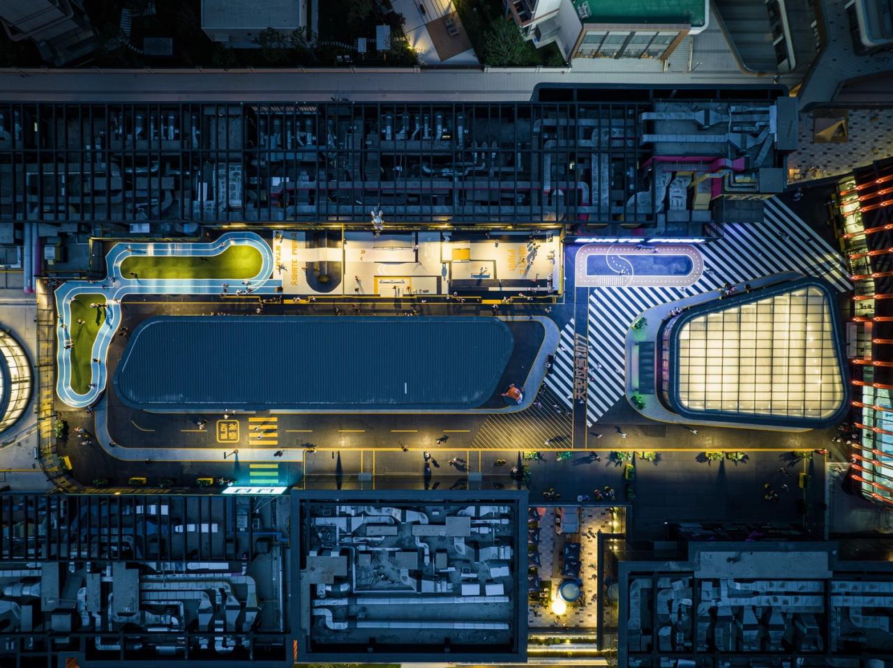 BIM建筑|天空过客——天津中海环宇城天台滑板公园 / DAGA大观建筑