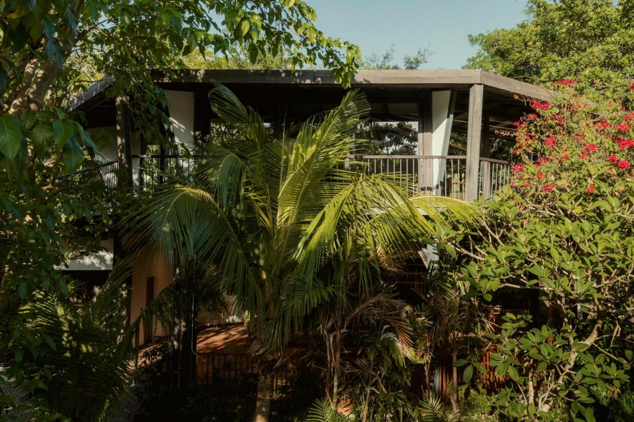 BIM建筑|八角餐厅和工作区 / Stilt Studios