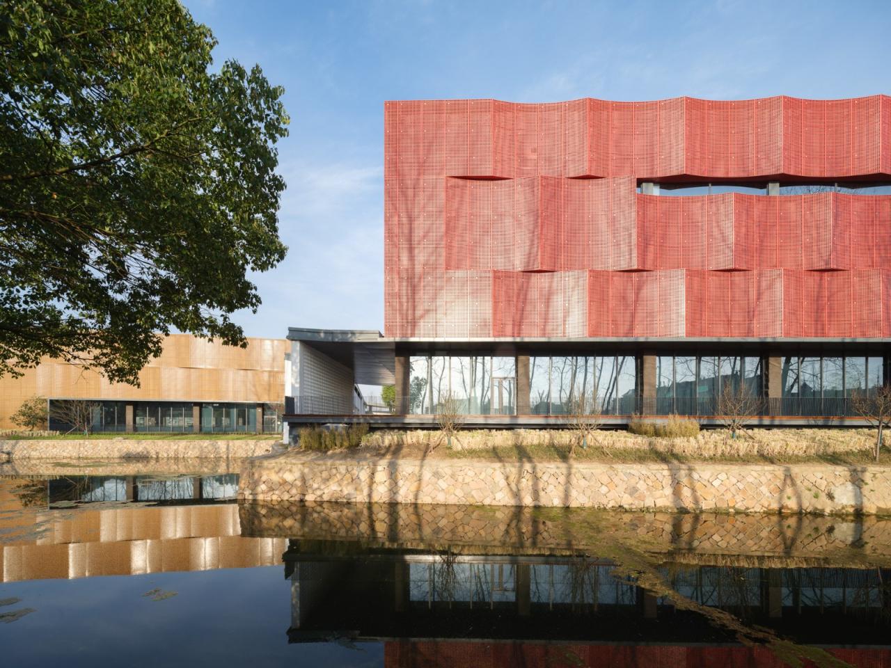 BIM建筑|桐乡市红色文化教育中心 / 清上造社