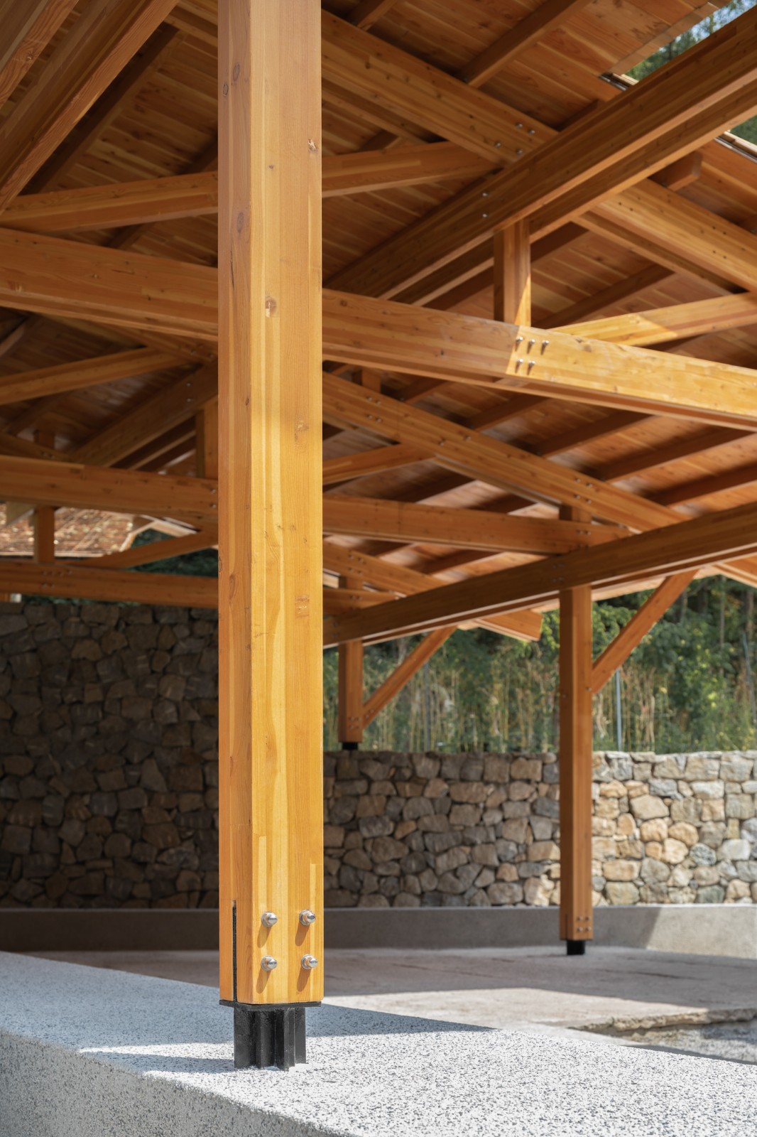 BIM建筑|留坝瓦窑沟多功能服务中心 / 尌林建筑设计事务所