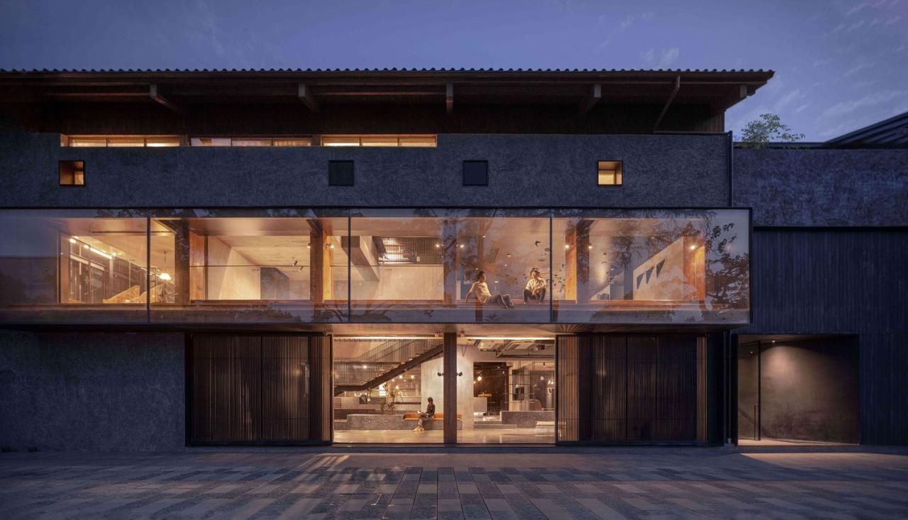 BIM建筑|虚怀若谷，犹如半仓：半仓，上海 / 本哲建筑