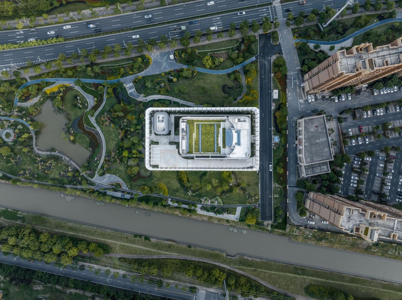 BIM建筑|奉贤齐贤耶稣堂 / Wutopia Lab