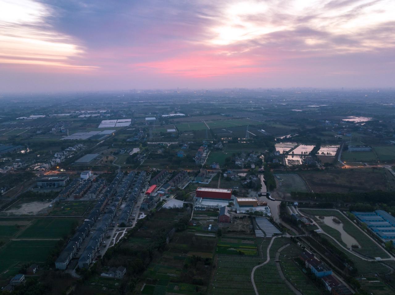 BIM建筑|桐乡市红色文化教育中心 / 清上造社