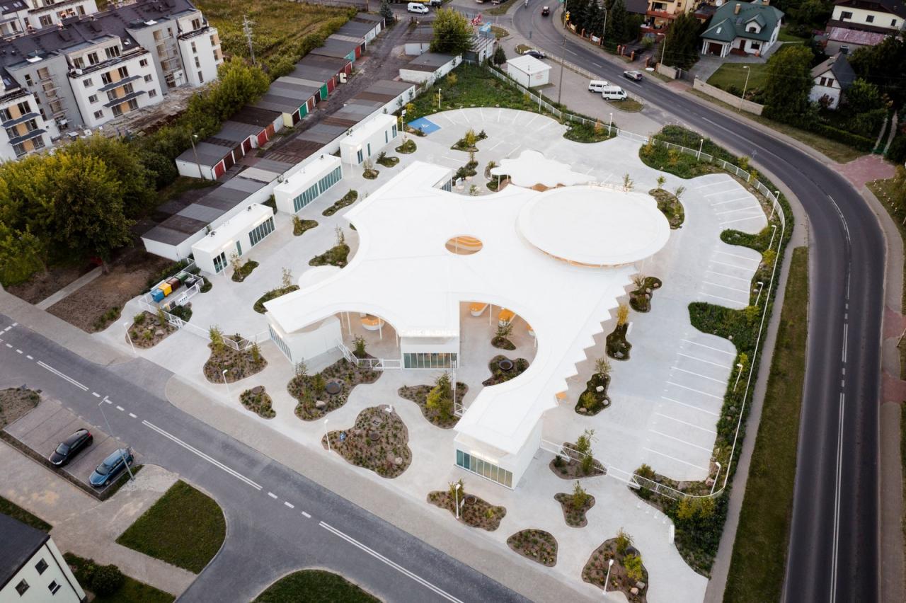 BIM建筑|“阴影建筑”，布沃涅市场 / Aleksandra Wasilkowska Architectural Studio