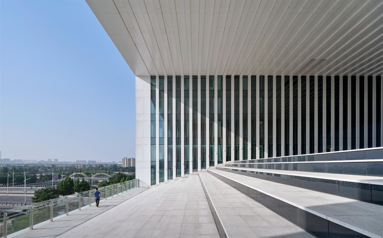 BIM建筑|时空之窗——龙湖国际中心 / 华都设计HDD