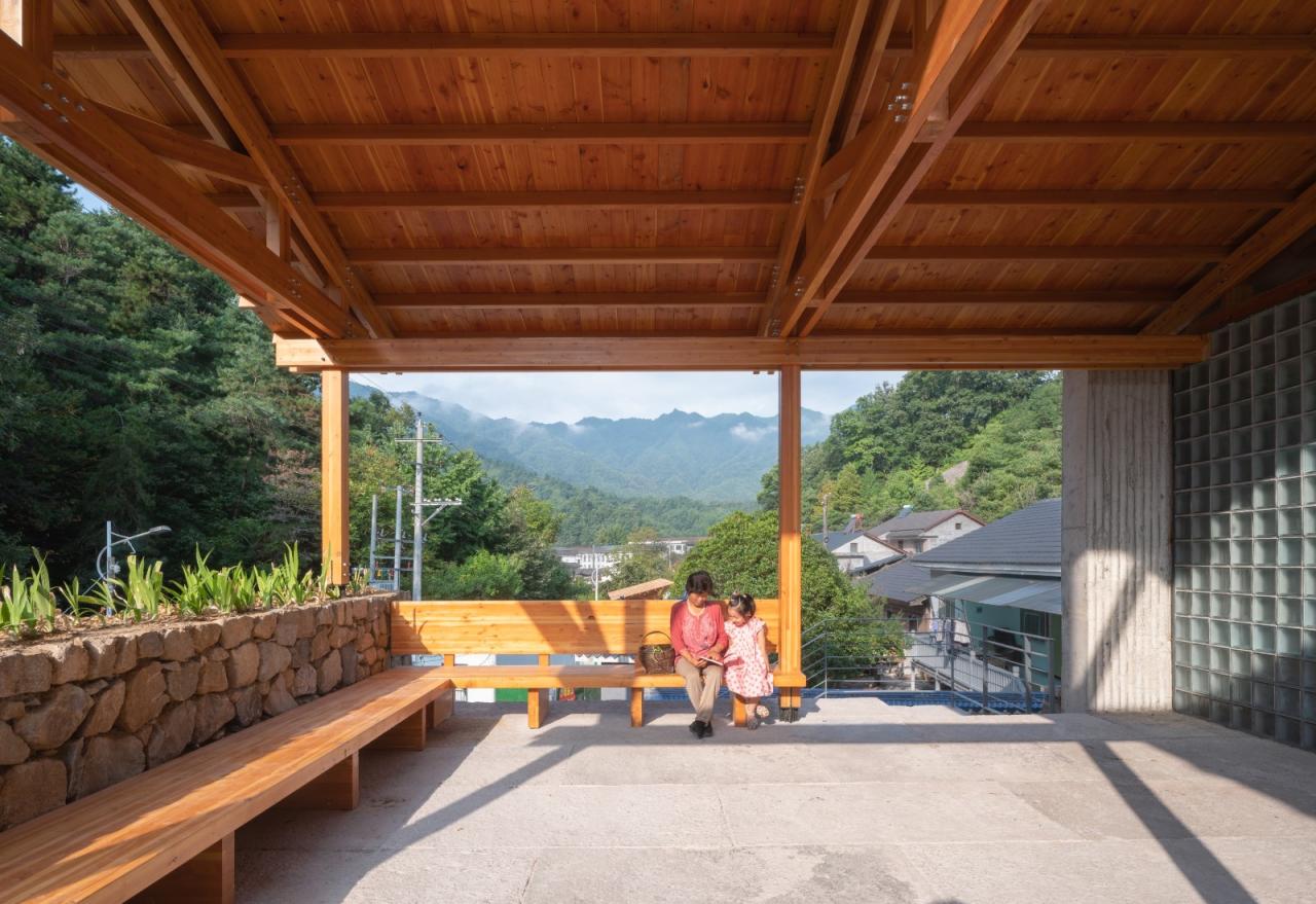 BIM建筑|留坝瓦窑沟多功能服务中心 / 尌林建筑设计事务所