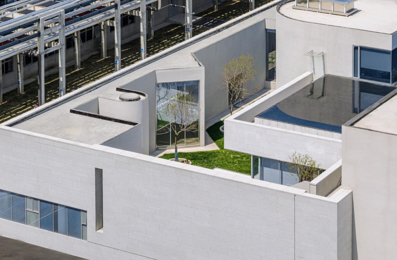 BIM建筑|蓝晶微生物 Bluepha BioFAB / 行之建筑