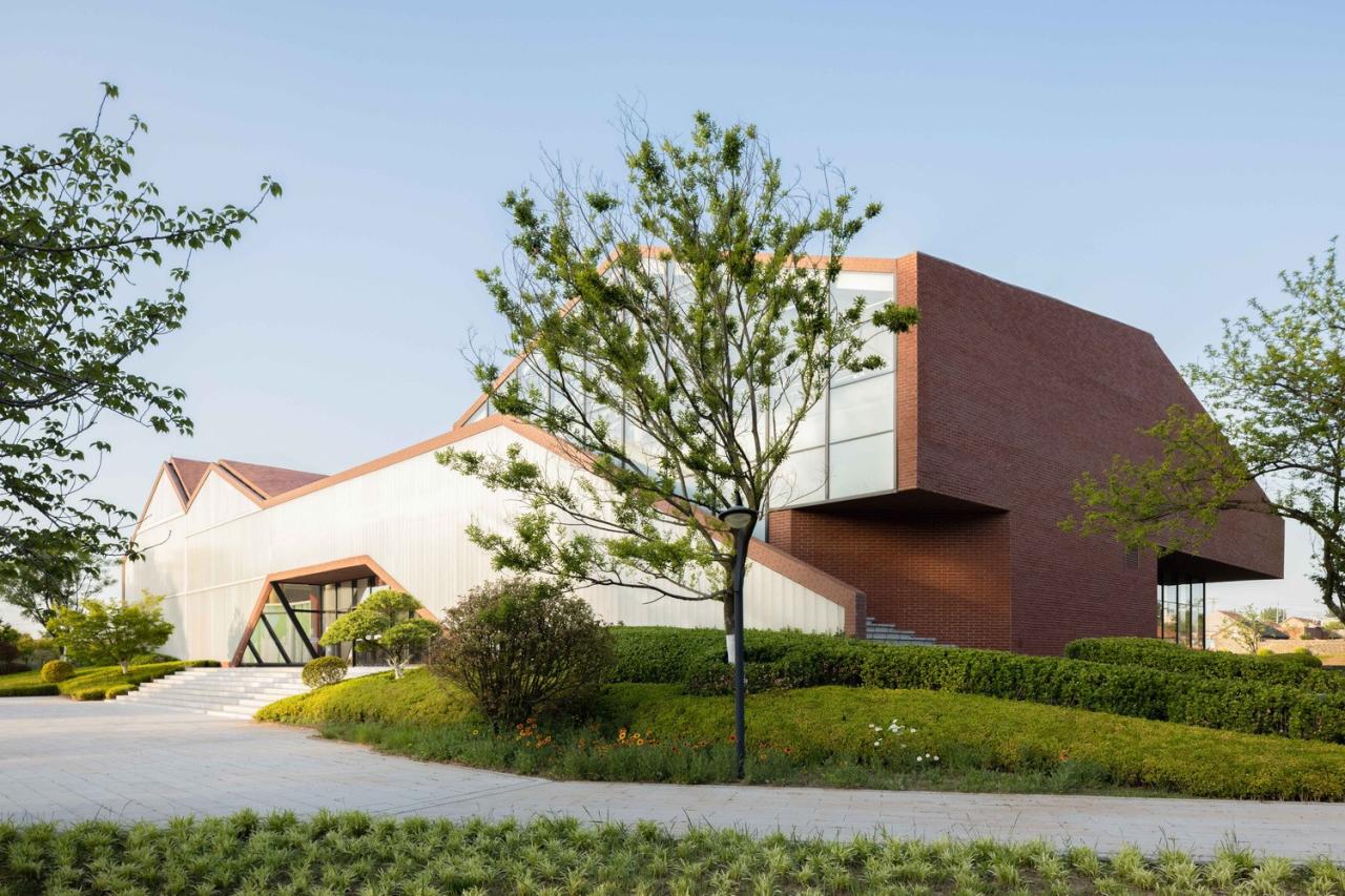 BIM建筑|雕琢乡村璞玉，静待尘尽光生：乡村振兴示范区项目展示中心 / 邹迎晞-袈蓝建筑