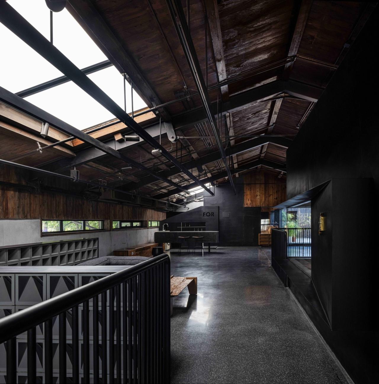 BIM建筑|虚怀若谷，犹如半仓：半仓，上海 / 本哲建筑