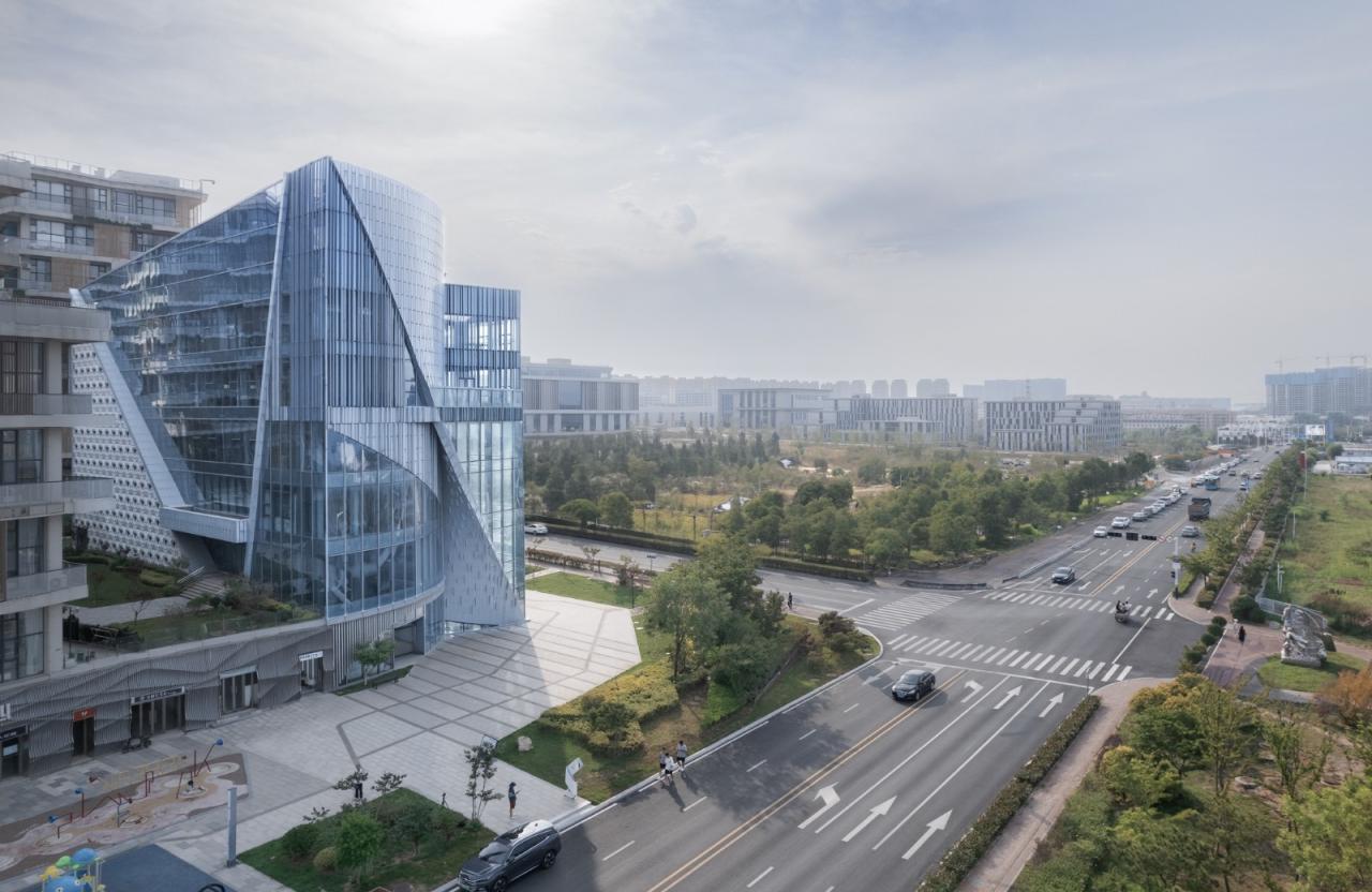 BIM建筑|OMC时尚发布中心 / 时境建筑