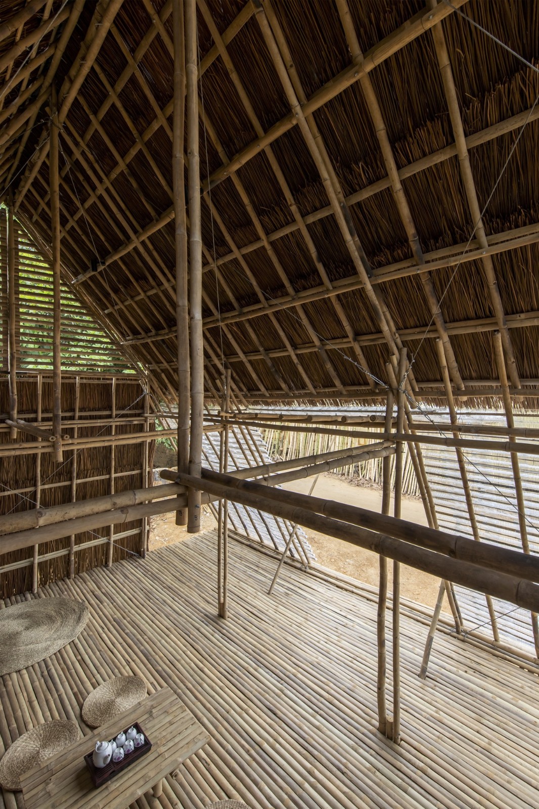 BIM建筑|适应气候变化，漂浮竹屋 / H&P Architects