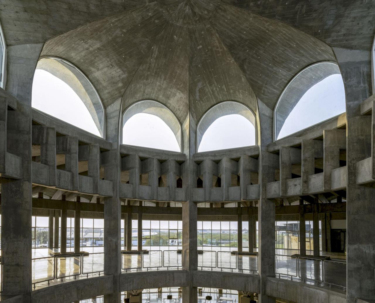 BIM建筑|秩序城堡，Sanand 工厂 / Studio Saar