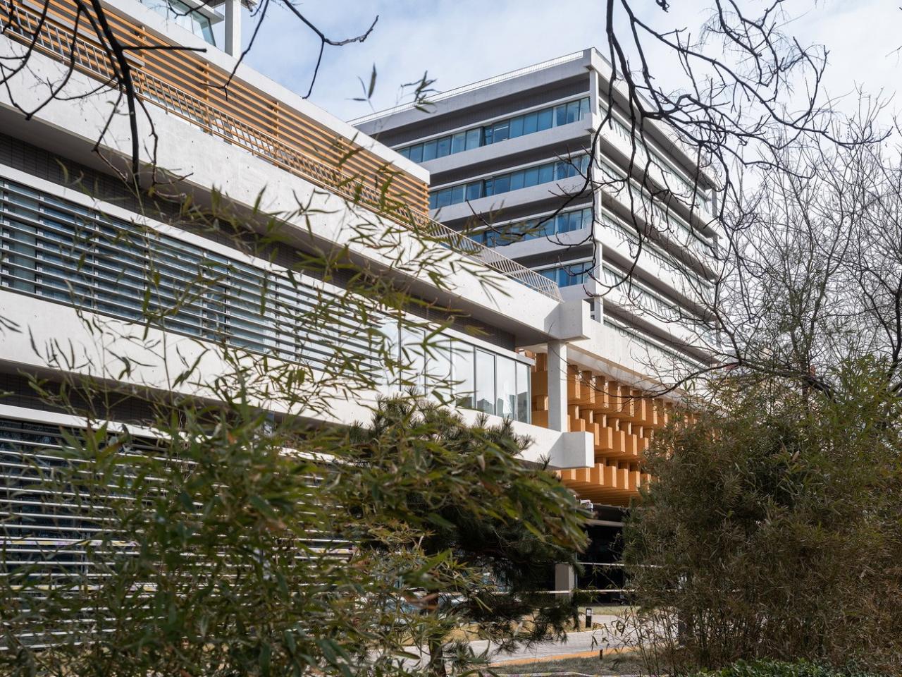 BIM建筑|中国残联北京按摩医院扩建项目 / 中国电子工程设计院王振军工作室+“蔓·设计”研究中心