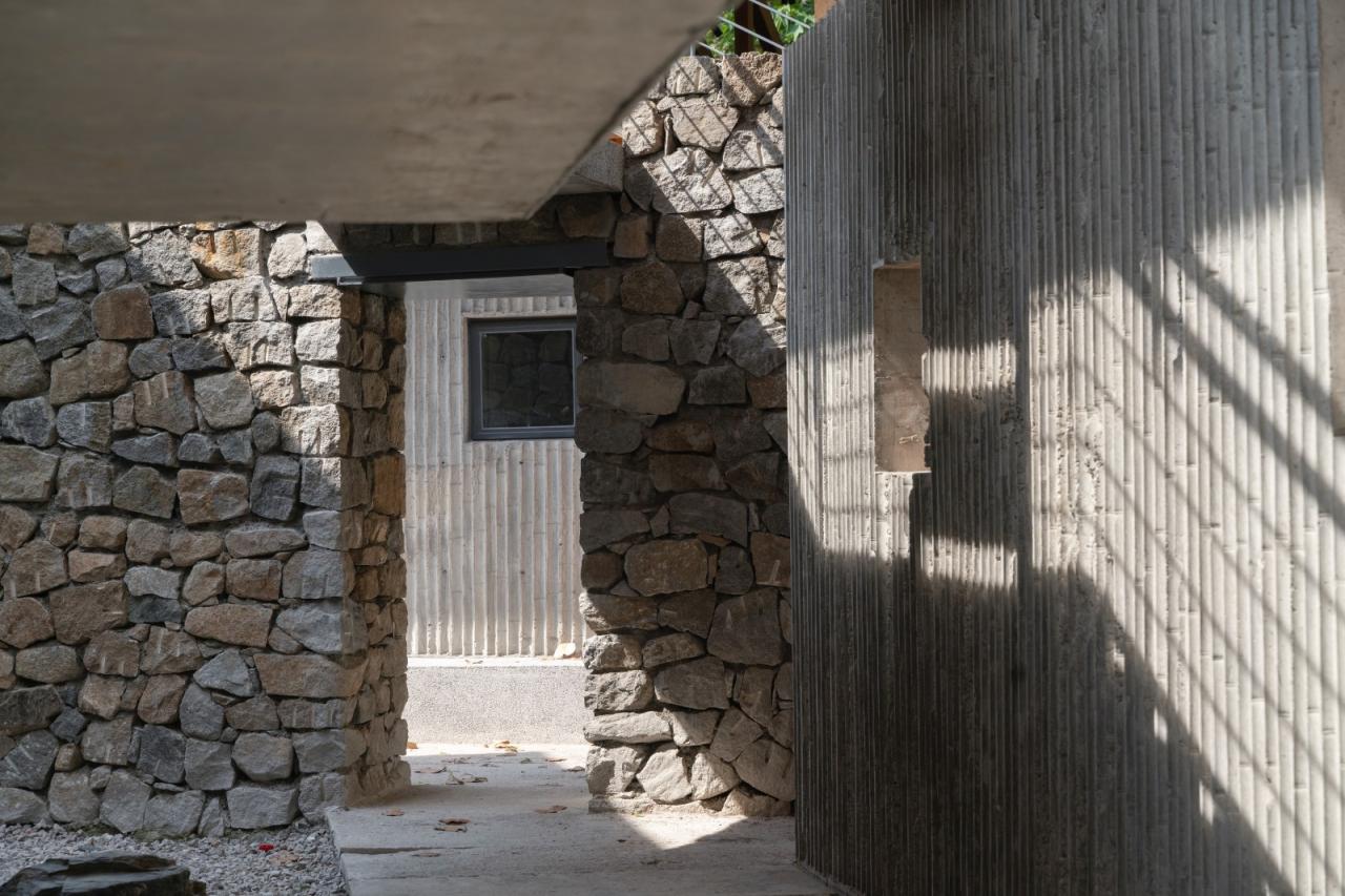 BIM建筑|留坝瓦窑沟多功能服务中心 / 尌林建筑设计事务所