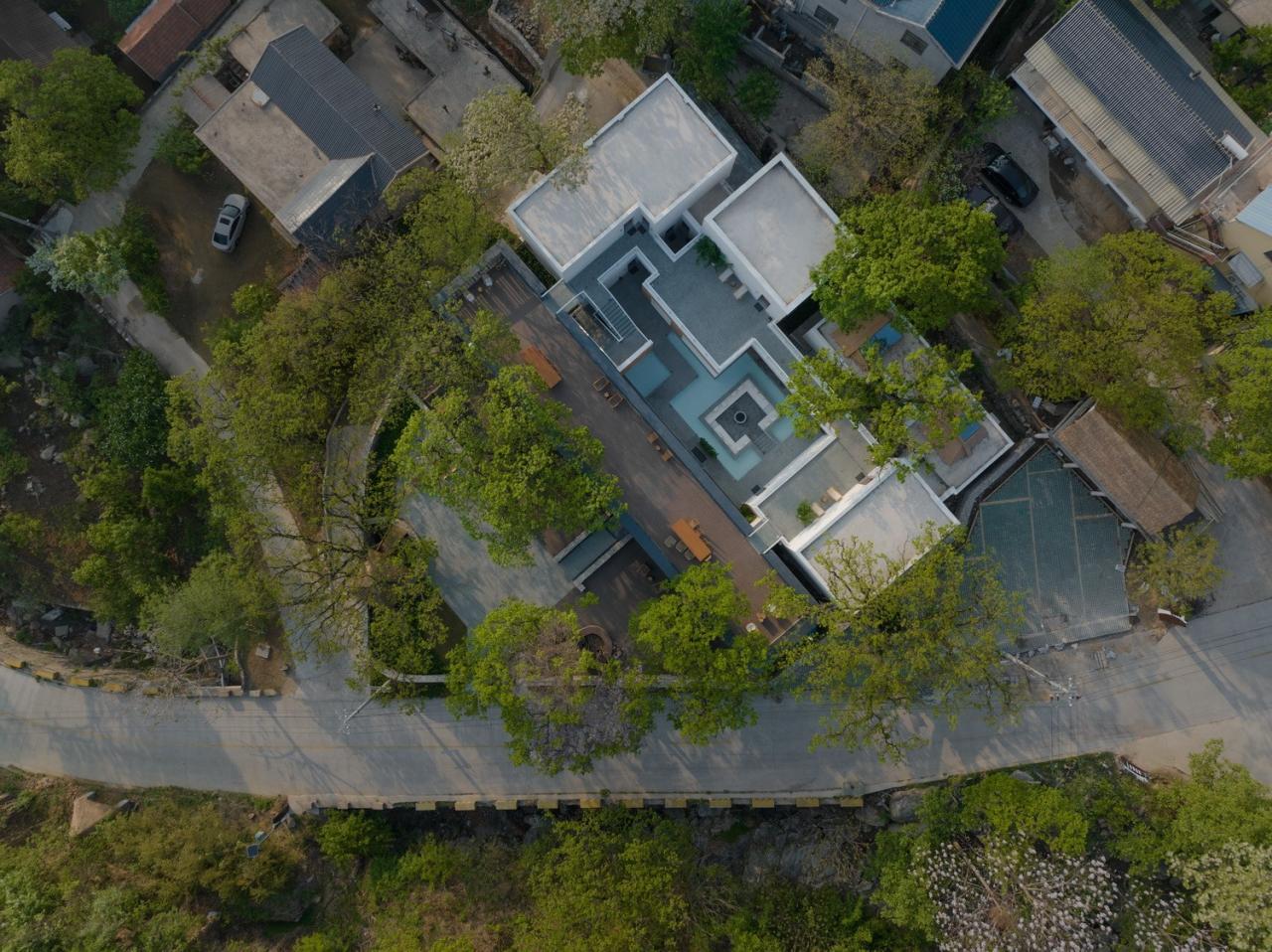 BIM建筑|沂蒙·书舍民宿：板栗树林下的自然再造与共生 / 灰空间建筑事务所