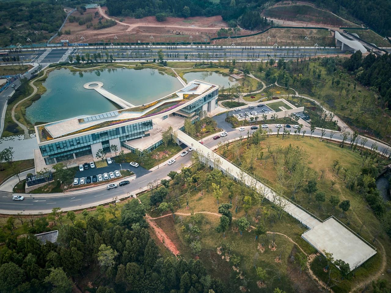 BIM建筑|凯州之窗 / BIAD · 朱小地工作室