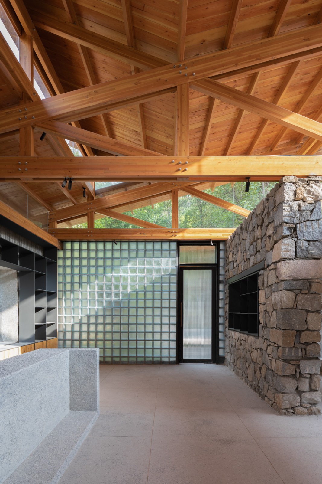 BIM建筑|留坝瓦窑沟多功能服务中心 / 尌林建筑设计事务所