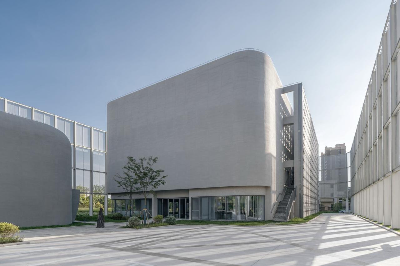 BIM建筑|奉贤齐贤耶稣堂 / Wutopia Lab