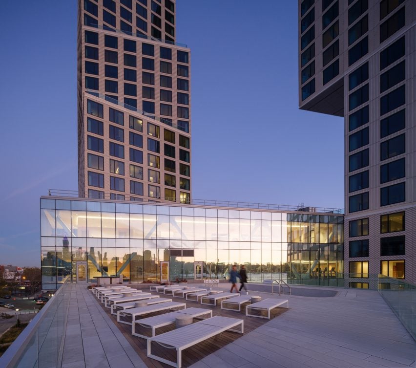 BIM建筑|OMA在布鲁克林设计一对堆叠的超高层