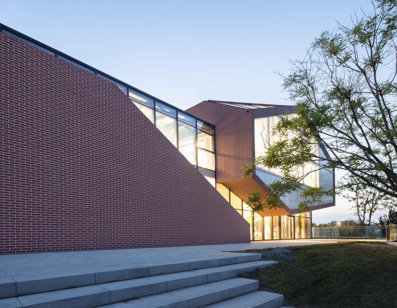 BIM建筑|雕琢乡村璞玉，静待尘尽光生：乡村振兴示范区项目展示中心 / 邹迎晞-袈蓝建筑