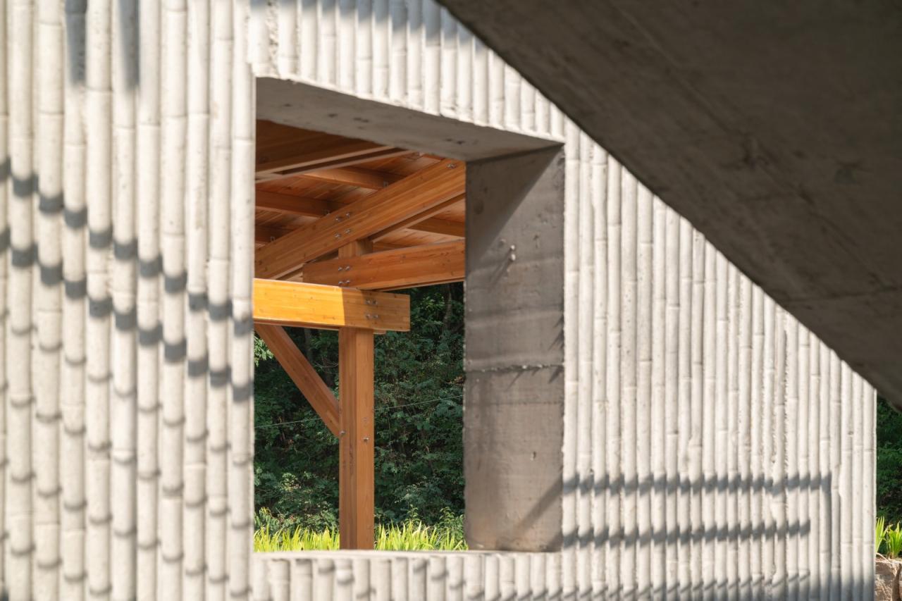 BIM建筑|留坝瓦窑沟多功能服务中心 / 尌林建筑设计事务所