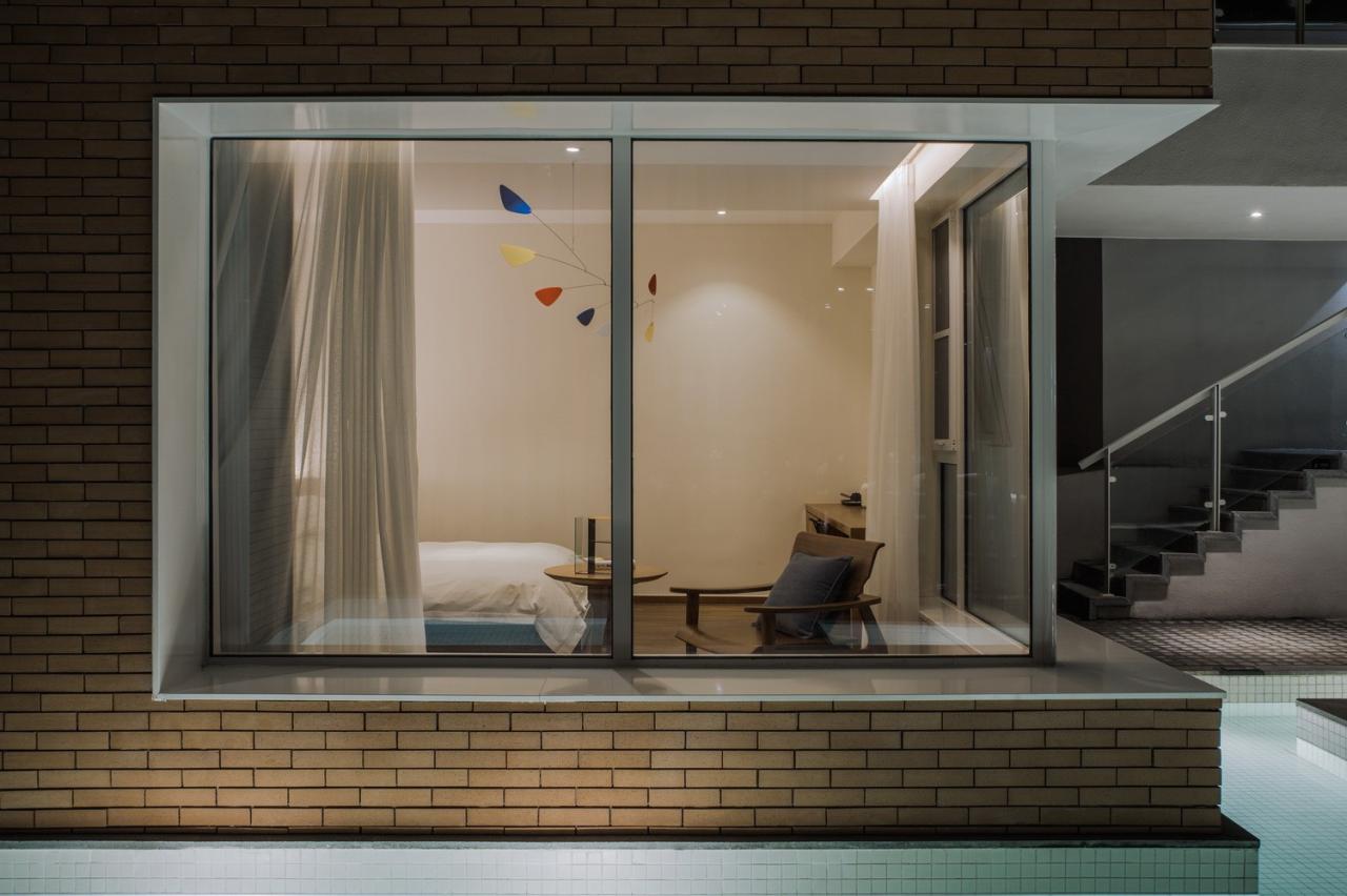 BIM建筑|沂蒙·书舍民宿：板栗树林下的自然再造与共生 / 灰空间建筑事务所