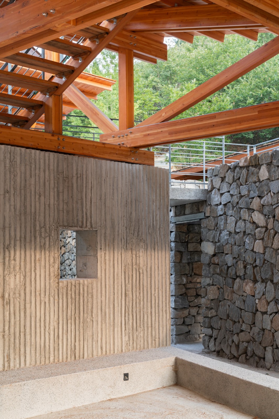 BIM建筑|留坝瓦窑沟多功能服务中心 / 尌林建筑设计事务所