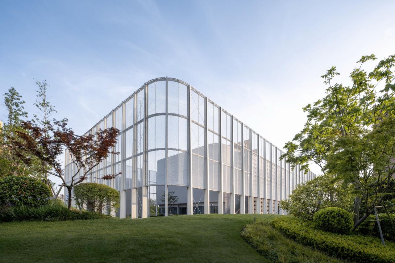 BIM建筑|奉贤齐贤耶稣堂 / Wutopia Lab