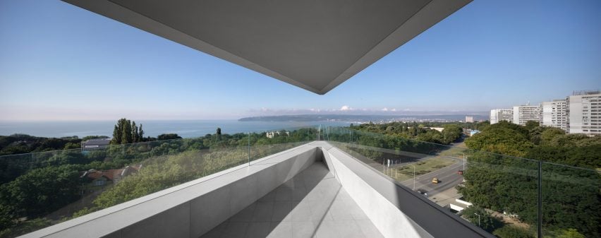 BIM建筑|斯塔工作室在瓦尔纳设计EOS大楼