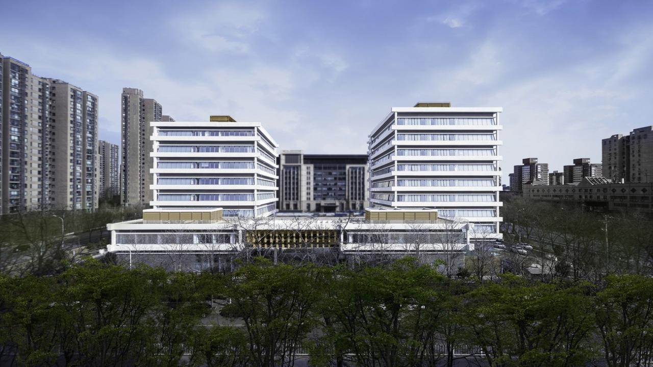 BIM建筑|中国残联北京按摩医院扩建项目 / 中国电子工程设计院王振军工作室+“蔓·设计”研究中心