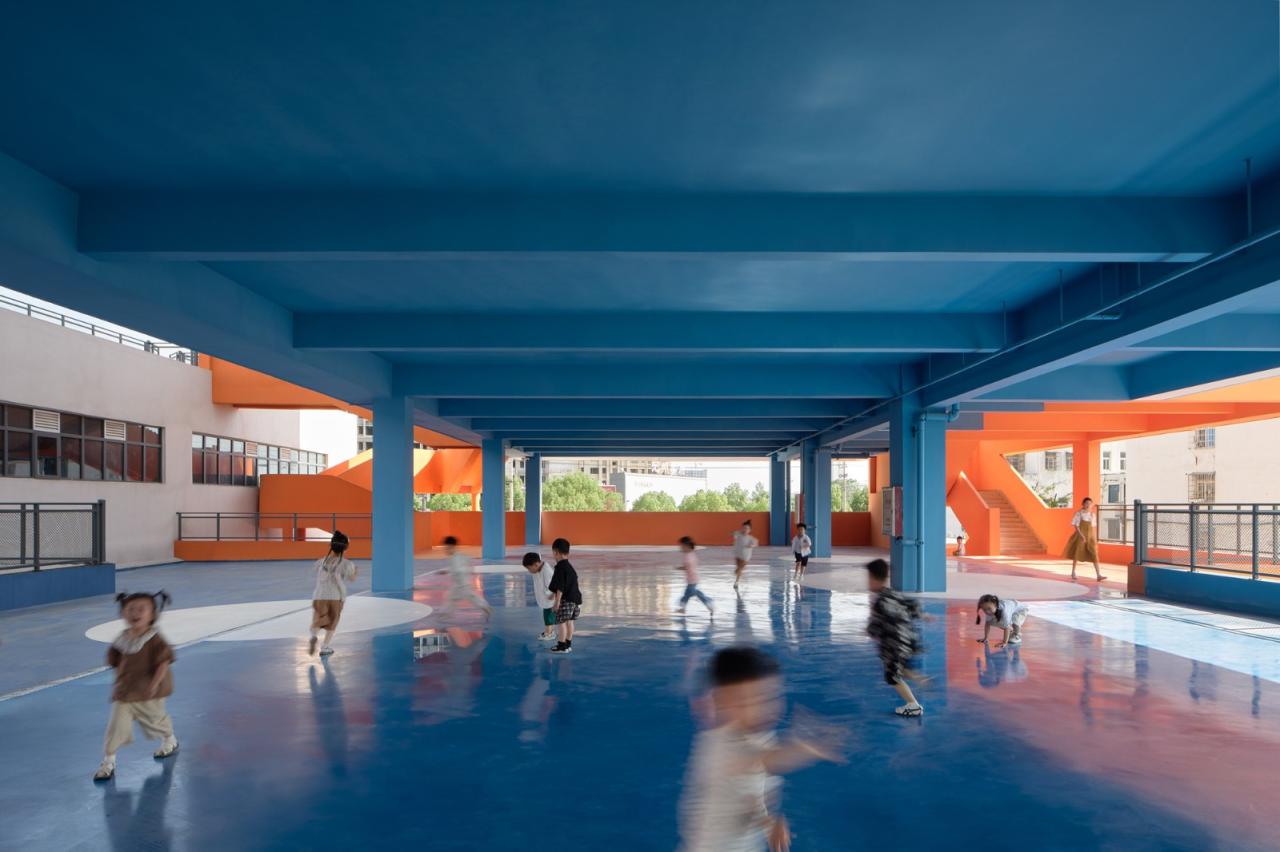 BIM建筑|县城里的新学校：送你一匹小马 / 上海立木建筑规划