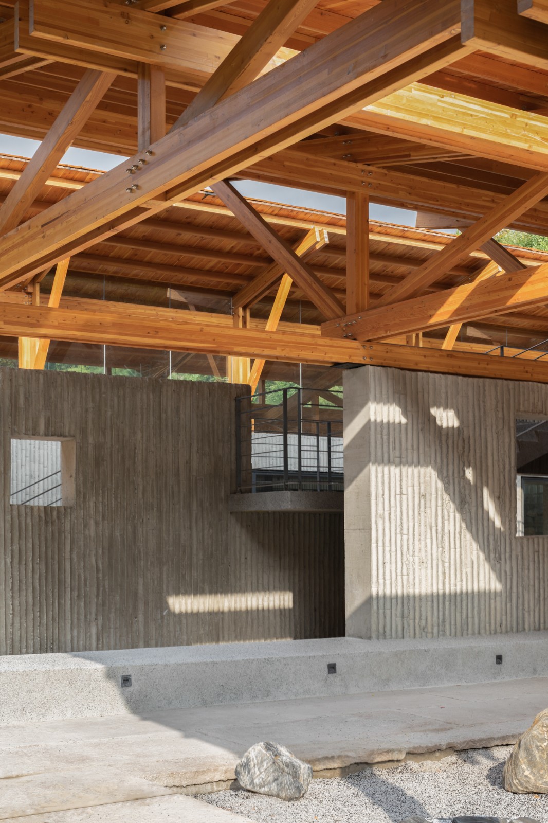 BIM建筑|留坝瓦窑沟多功能服务中心 / 尌林建筑设计事务所