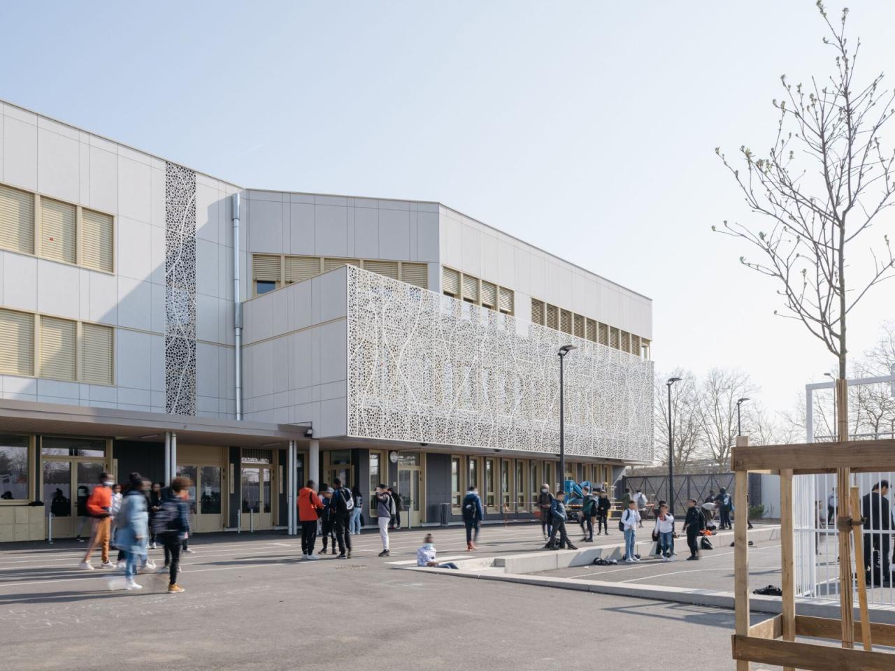 BIM建筑|瓦伦顿 Samuel-Paty 中学 / Archipente