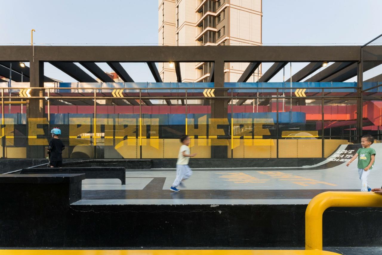 BIM建筑|天空过客——天津中海环宇城天台滑板公园 / DAGA大观建筑