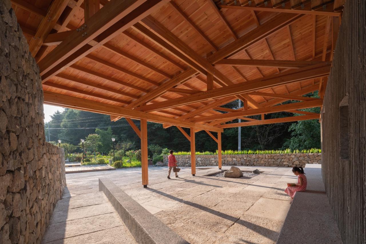 BIM建筑|留坝瓦窑沟多功能服务中心 / 尌林建筑设计事务所