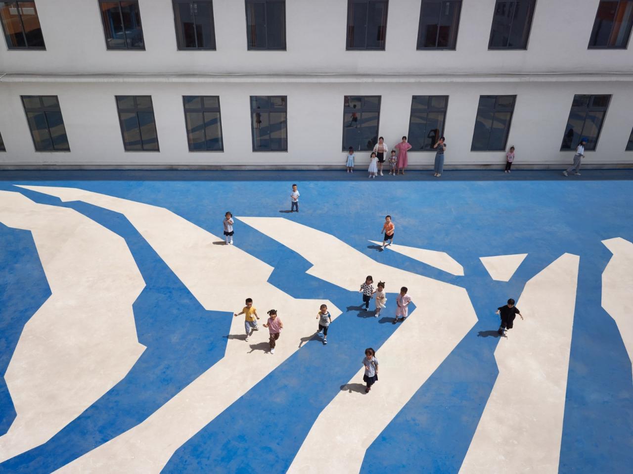 BIM建筑|县城里的新学校：送你一匹小马 / 上海立木建筑规划