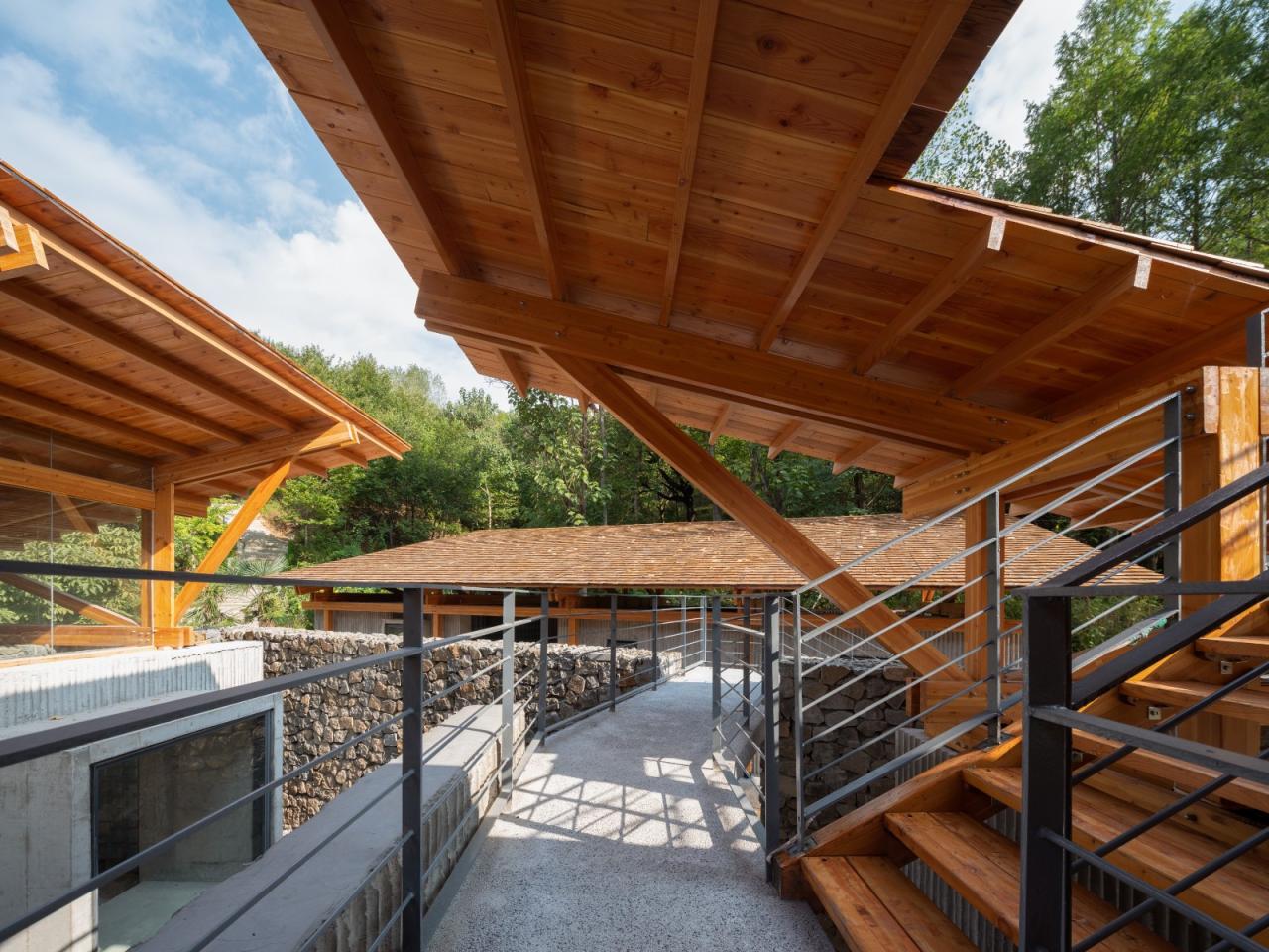 BIM建筑|留坝瓦窑沟多功能服务中心 / 尌林建筑设计事务所