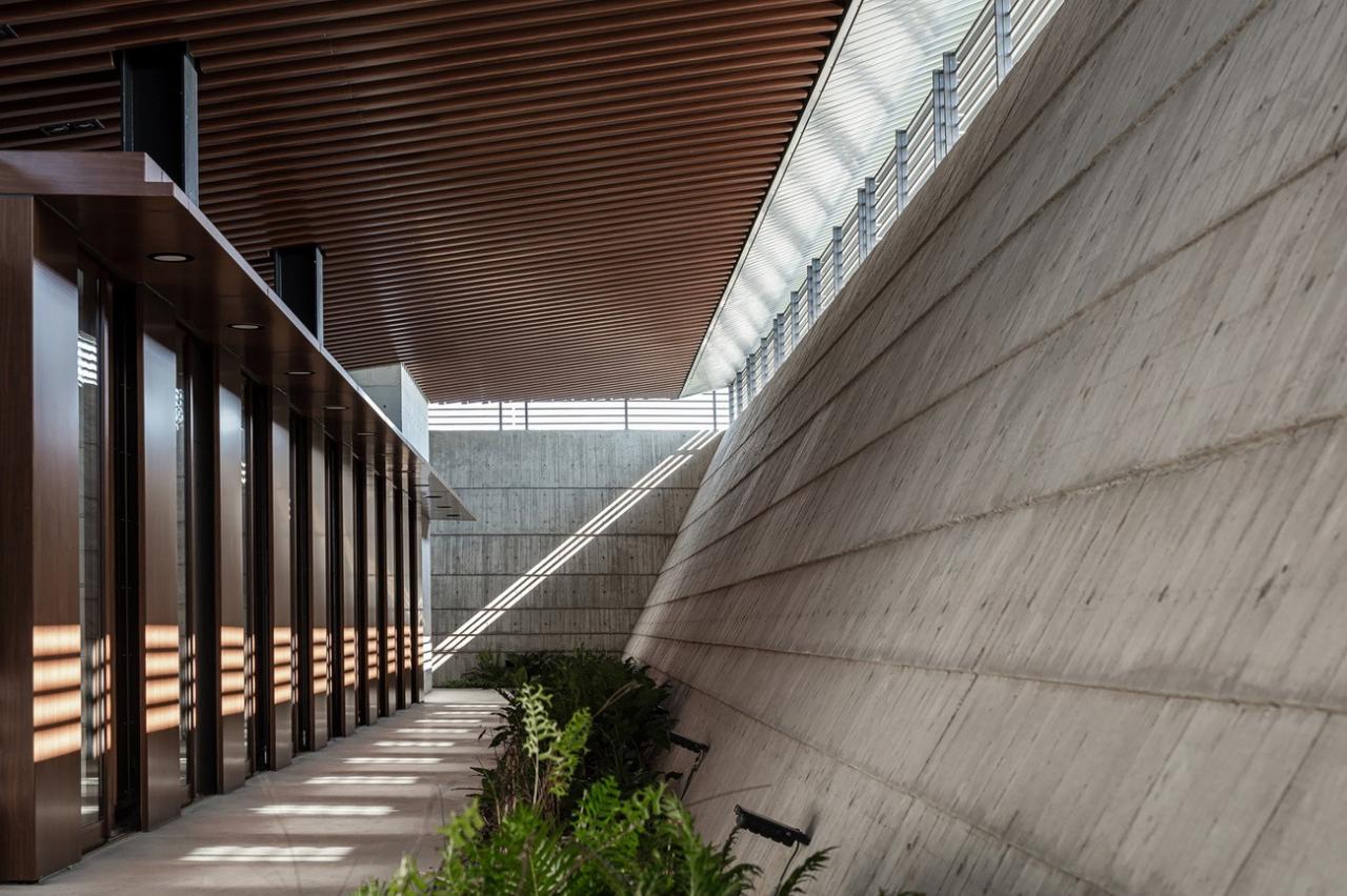 BIM建筑|山中骨灰安置所 / Behet Bondzio Lin Architekten